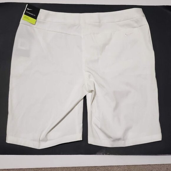 Nike Women's Dri-Fit Golf Shorts 14 White Flex Stretch Standard Fit - Picture 2 of 12